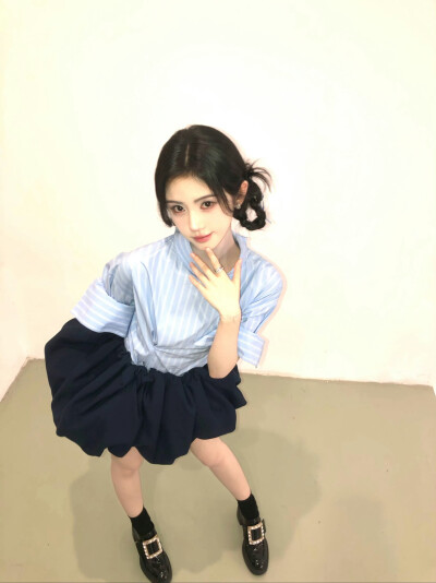 鞠婧祎