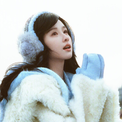 陈都灵