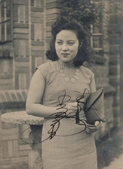 李香兰