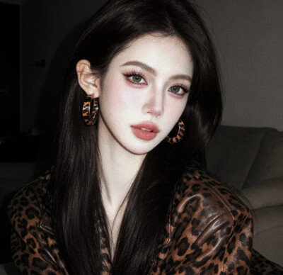 女头