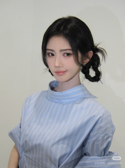 鞠婧祎