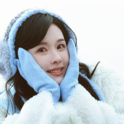 陈都灵