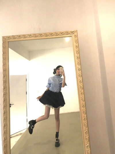 鞠婧祎