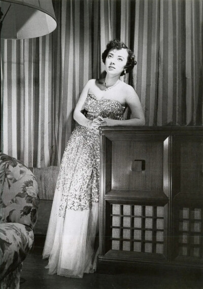 李香兰