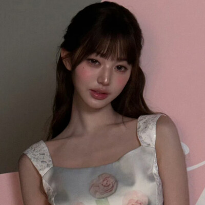 张元英