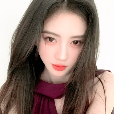 鞠婧祎