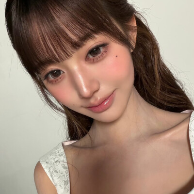 张元英