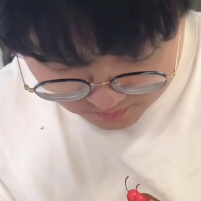 兜底纸尿裤