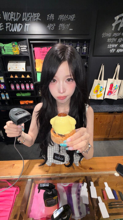 大里春菜 ​​​