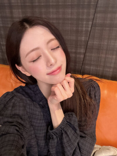 申有娜 yuna
