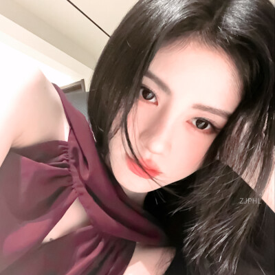 鞠婧祎