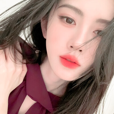 鞠婧祎