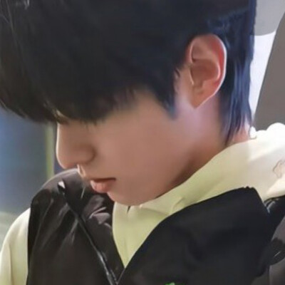 男孩别哭