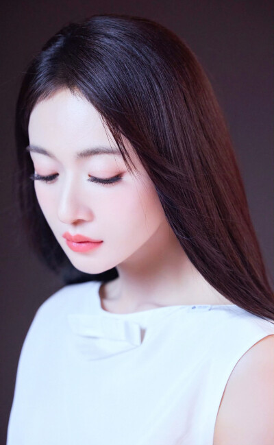 吴谨言