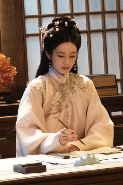 花开锦绣 范诗然∣范雅客