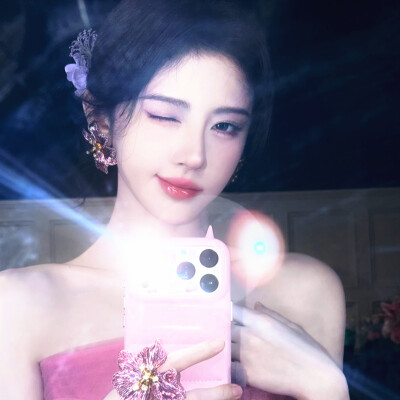 鞠婧祎