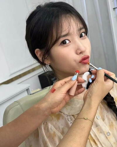 iu