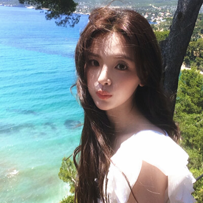 杨超越