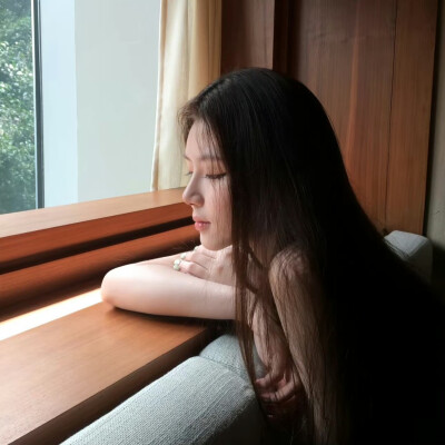 悄悄退场