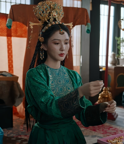 莫离