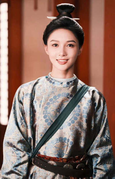 莫离