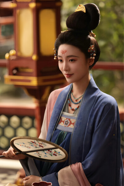 莫离