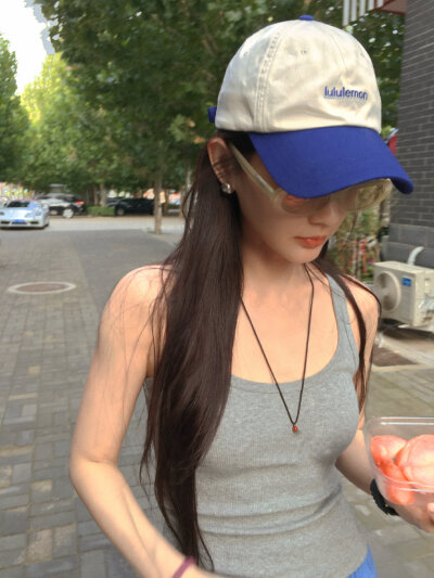 李一桐