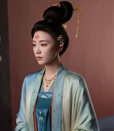 莫离