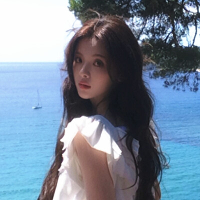杨超越