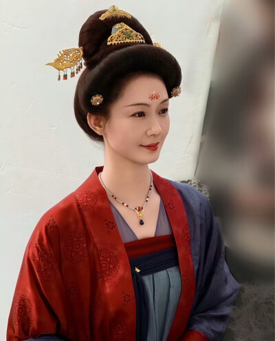 莫离