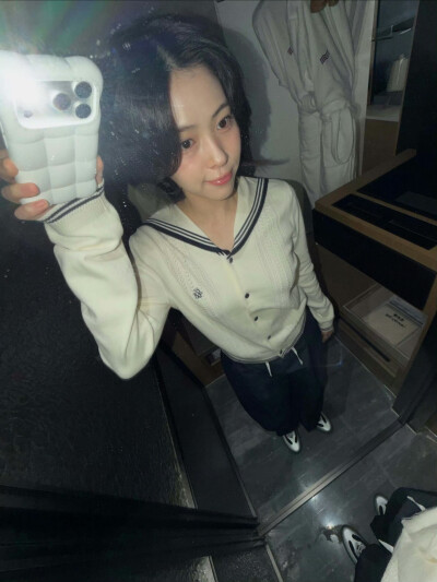 申留真INS更新