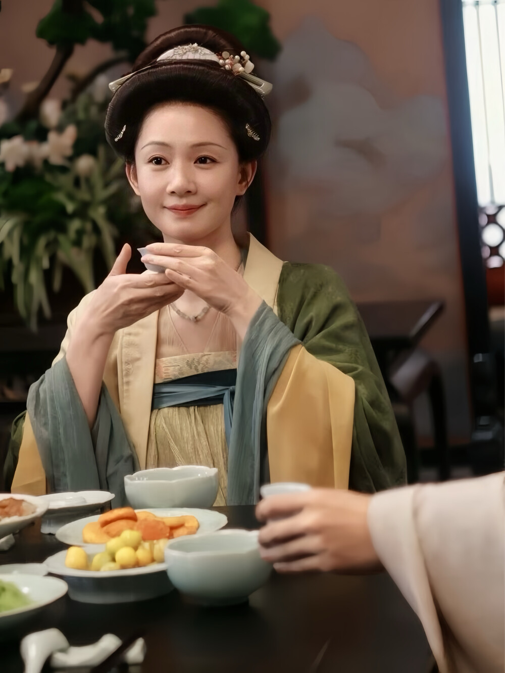 莫离
