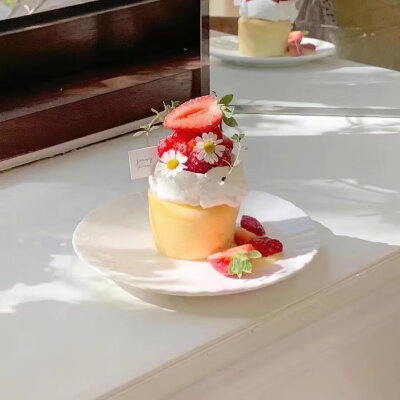 草莓小蛋糕