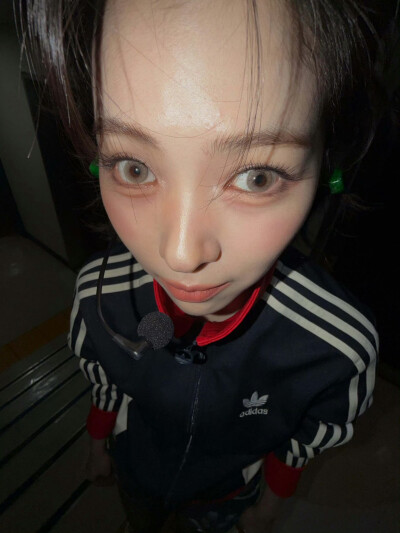 申留真INS更新