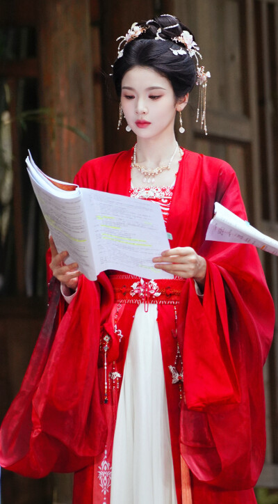 张淼怡