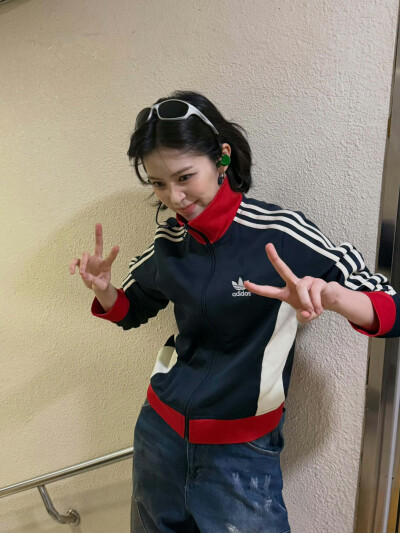 申留真INS更新