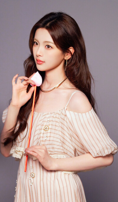 杨超越