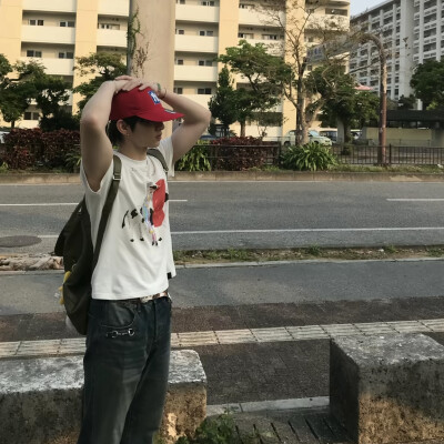  | 男生头像 一个爱你的人不会这样对你