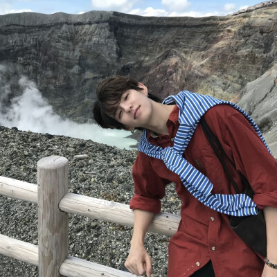  | 男生头像 一个爱你的人不会这样对你