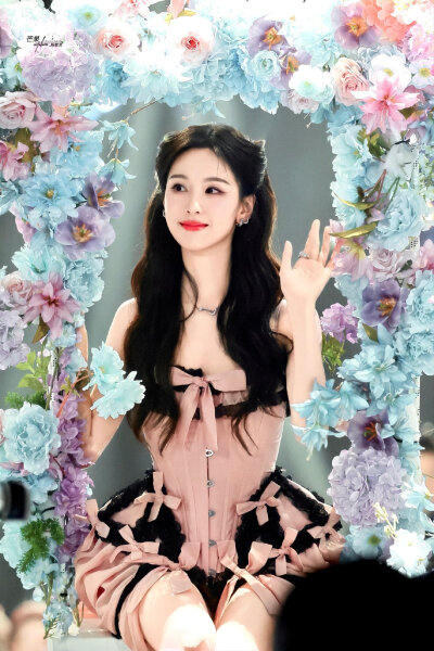 陈都灵