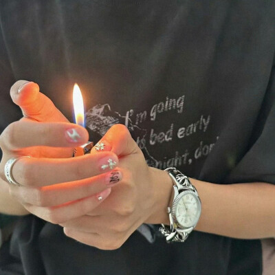  | 男生头像 你会遇到比我更好的人因为你从未觉得我好