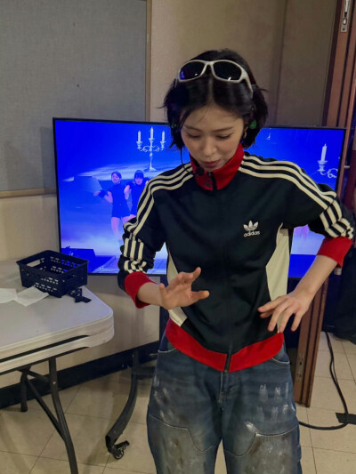 申留真INS更新