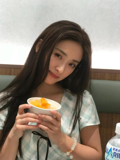 沈月