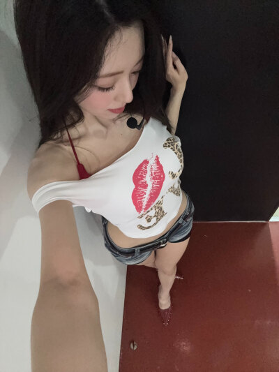 申有娜 yuna