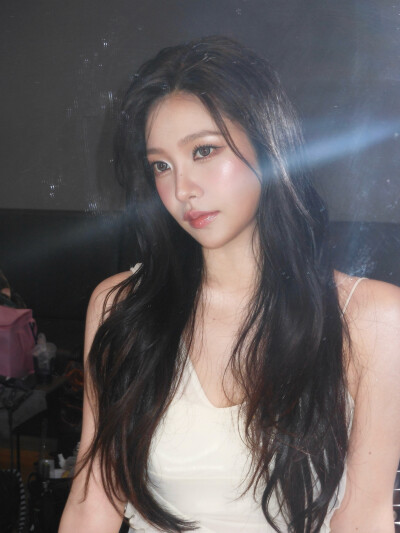 金艺琳 yeri