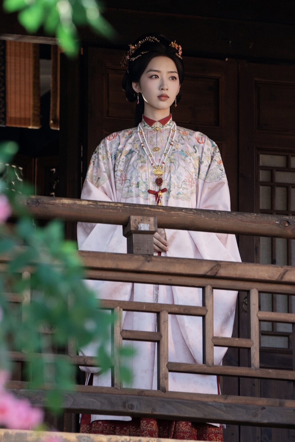花开锦绣 邓恩熙∣傅庭芸