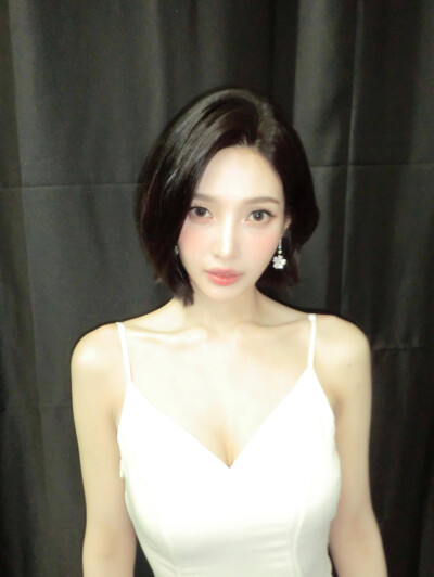 朴秀荣 joy