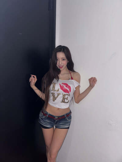 申有娜 yuna