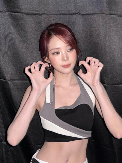 罗潾 narin
