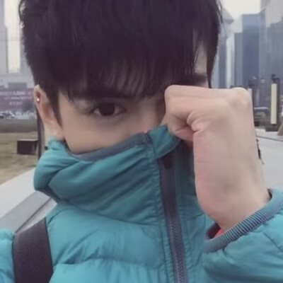 朕与狗妃何曾生过嫌隙？